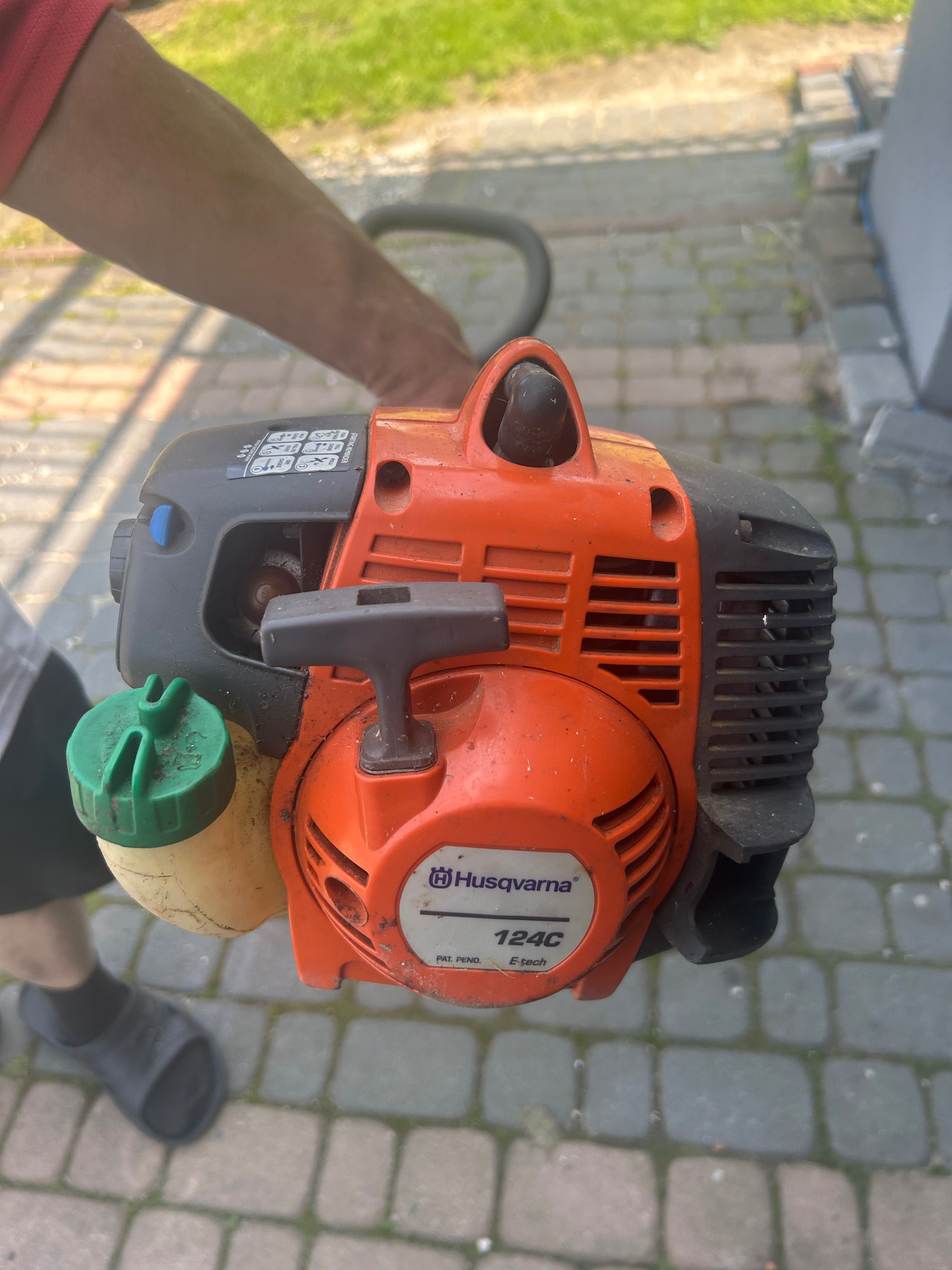 Podkaszarka Husqvarna 124C