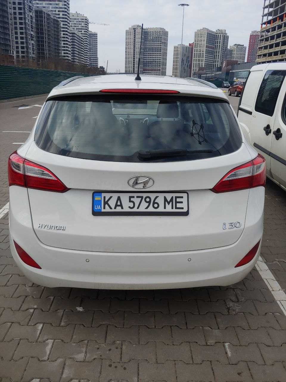 Продається Hyundai i30 2012 дизель 1.6 автомат універсал