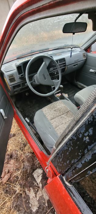 Сузуки свифт на полном ходу