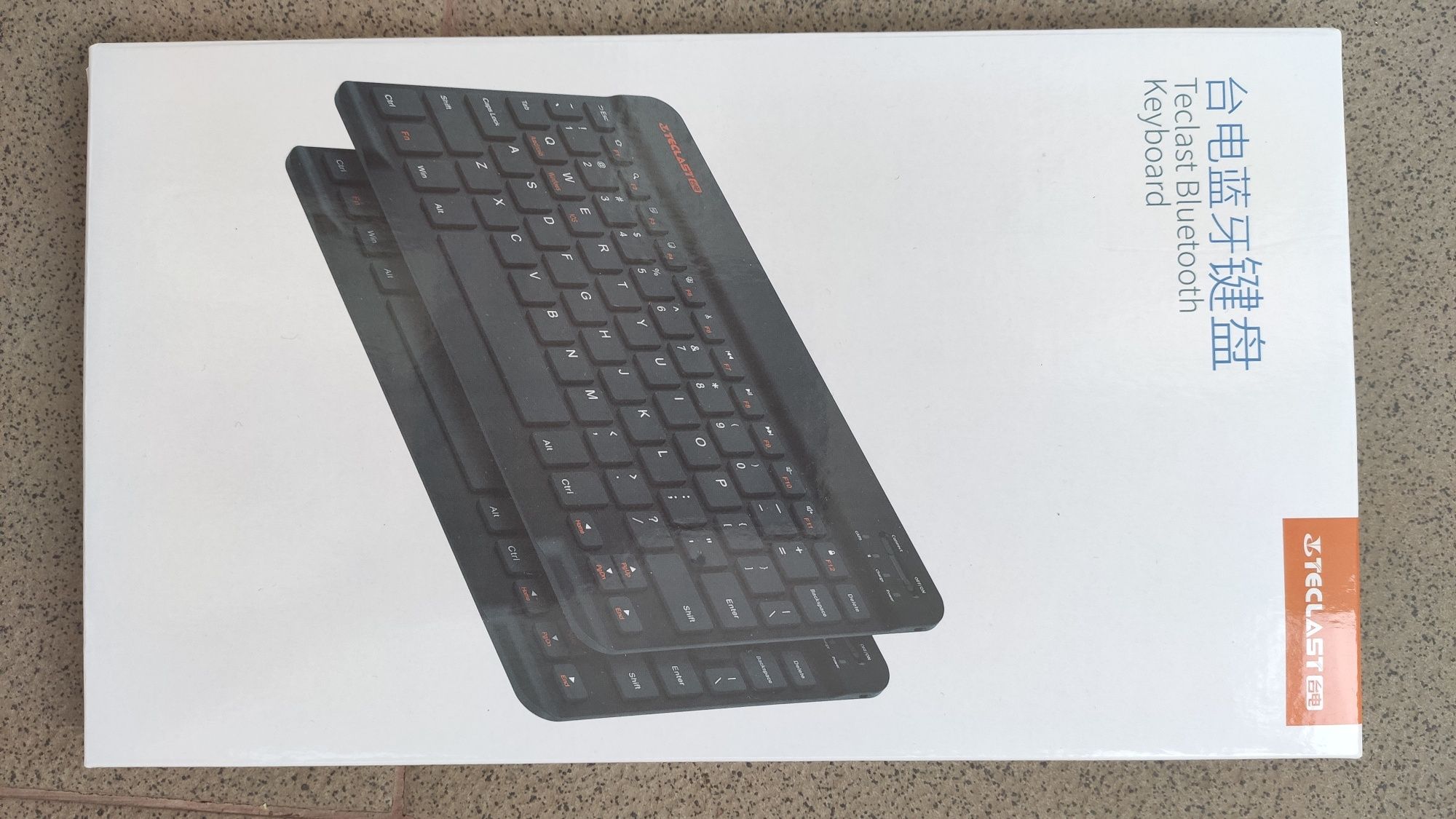 НОВА! Бездротова Bluetooth клавіатура TECLAST K10 для  планшета.