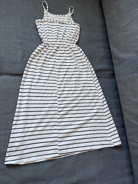 Elegancka bawełniana sukienka dla dziewczynki, 140