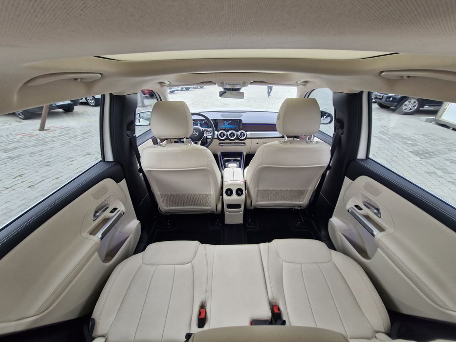 Mercedes Benz EQB 300  70,5kwt