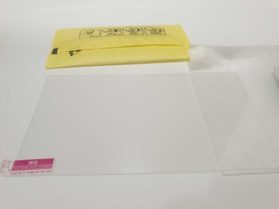 Захисне скло Renault Logan на магнітолу