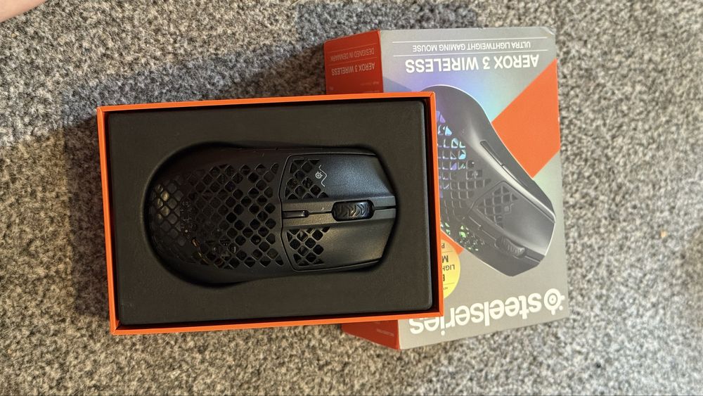 Mysz gamingowa bezprzewodowa Steelseries Aerox 3 Wireless czarna