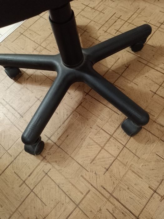 Компьютерный стул