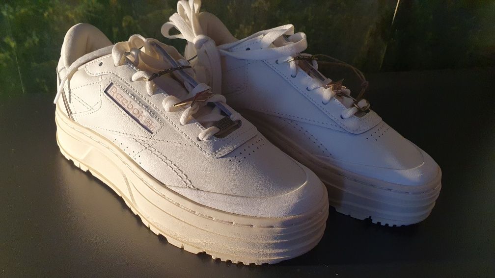 Buty Reebok Oryginalne Nowe z Niemiec 35