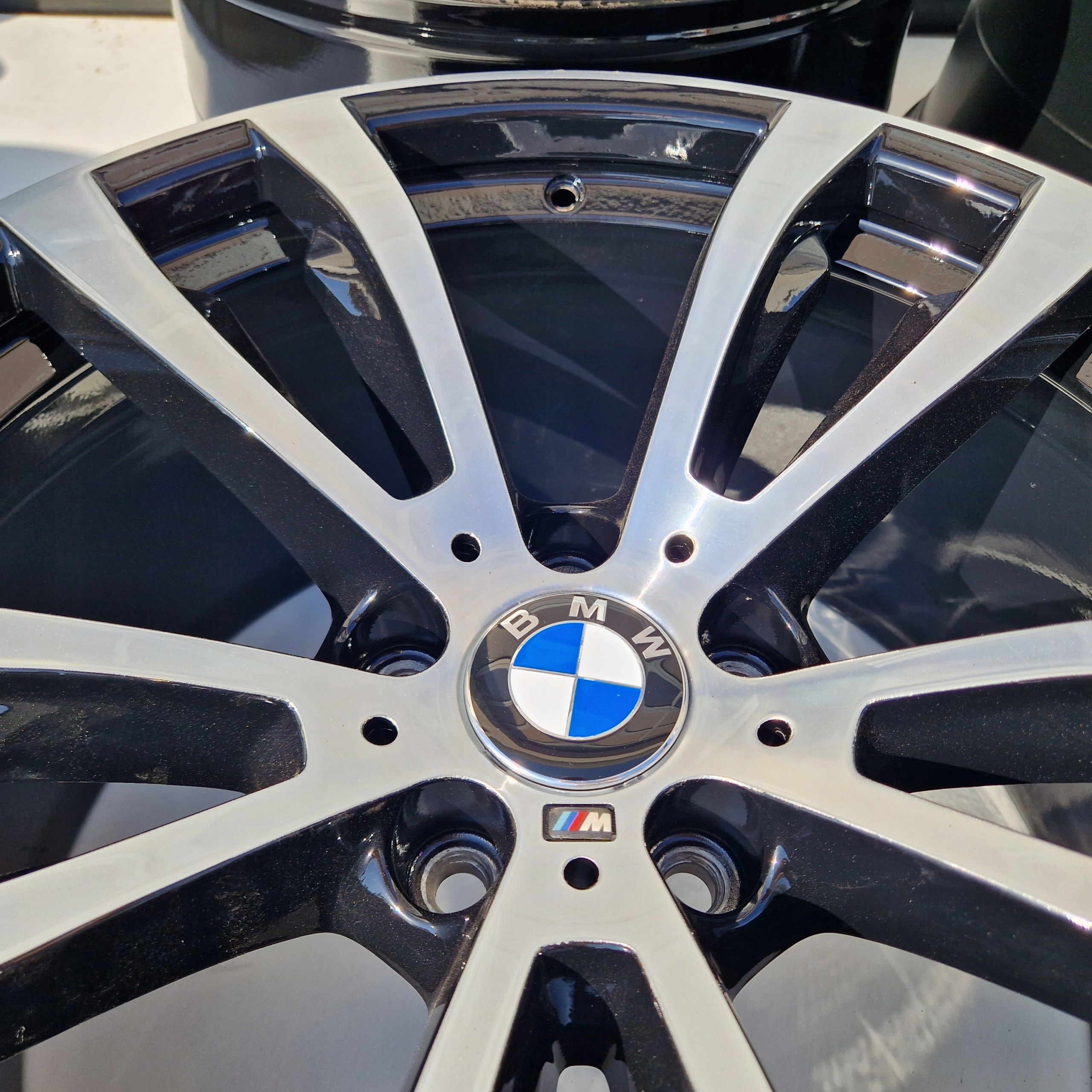 BMW X5 F15 E70 X6 F16 E71 wz 469 m 5x120 jak Nowe 20'' IS40 IS37 4X