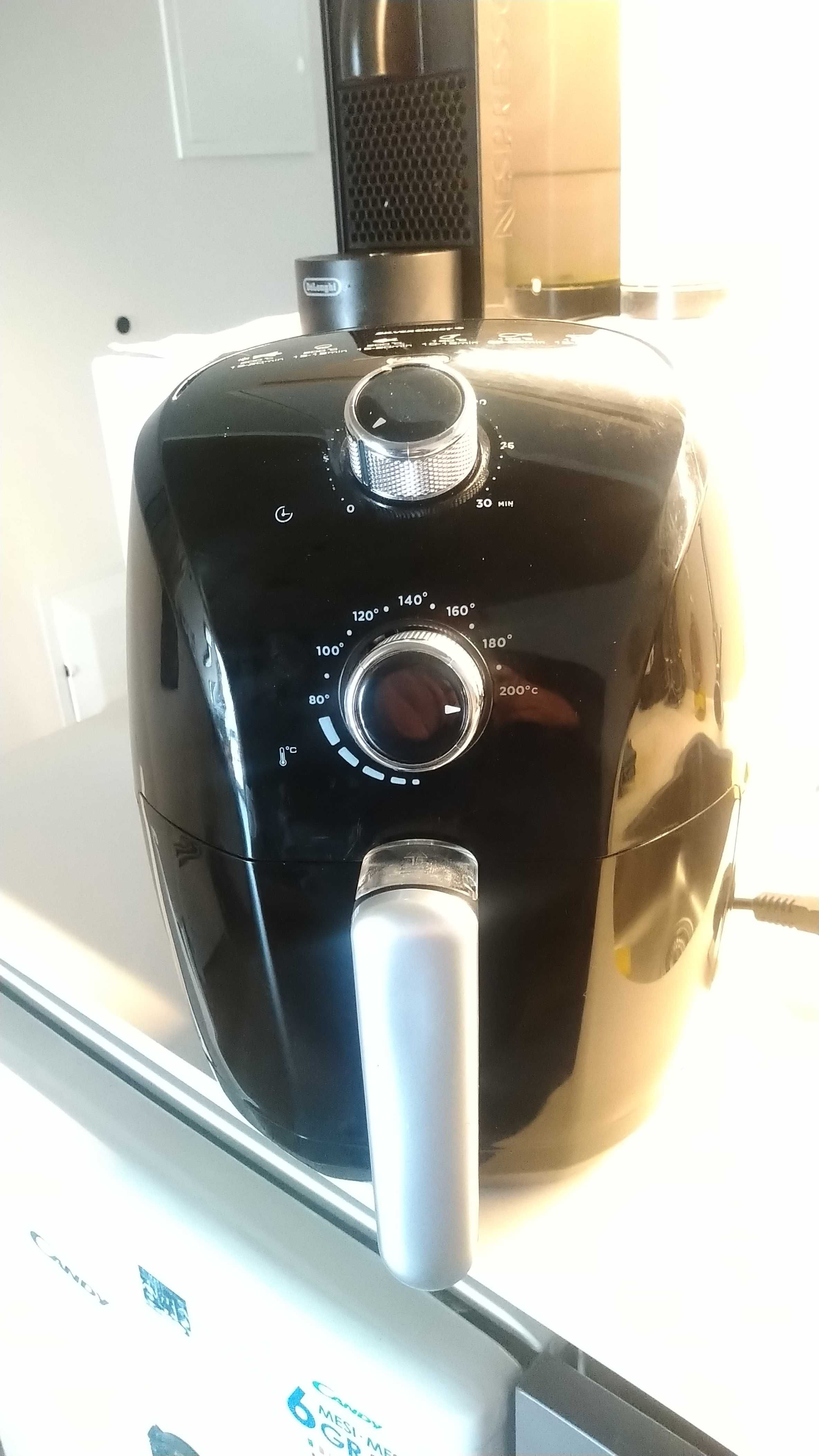Air fryer. Impecavél, pouco uso.