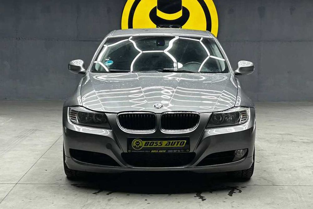 BMW 320 d 2011 року