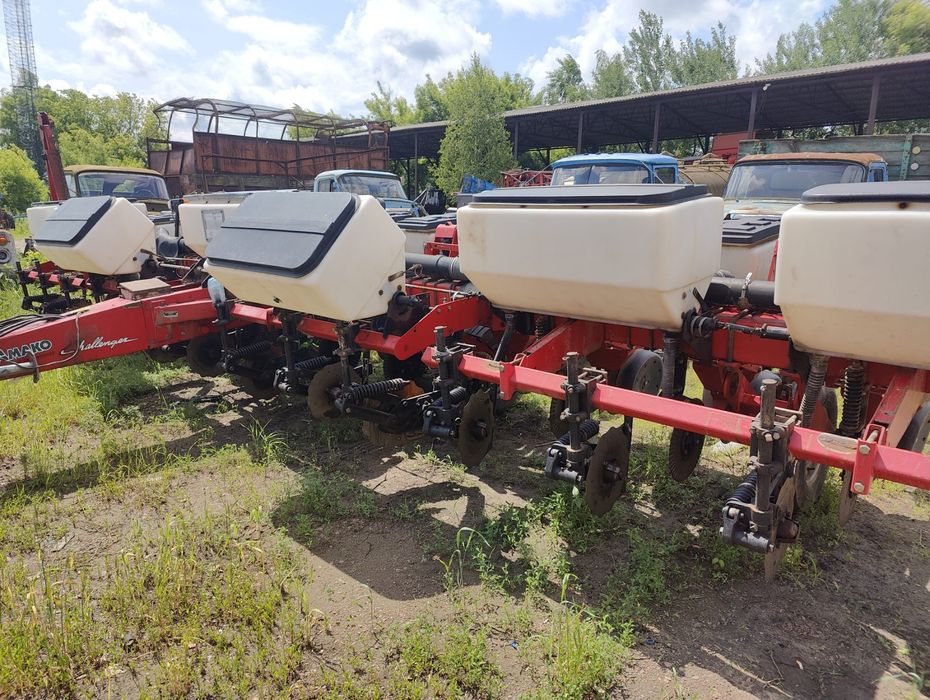 Сівалка challenger 8122