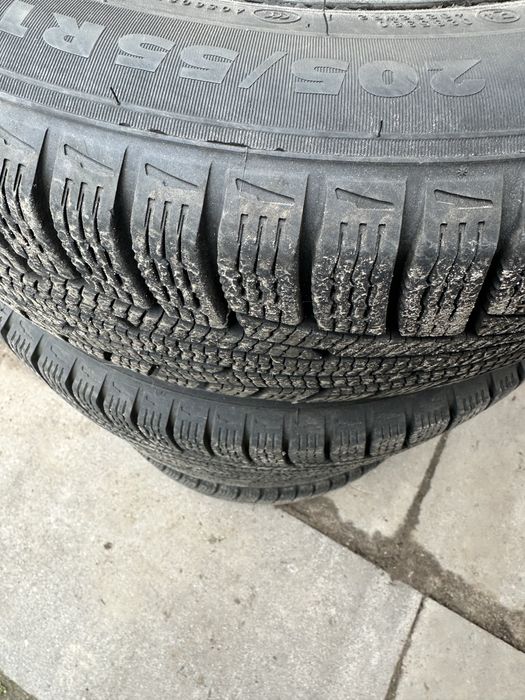 Комплект дисків Audi і зимова гума Nordman R16