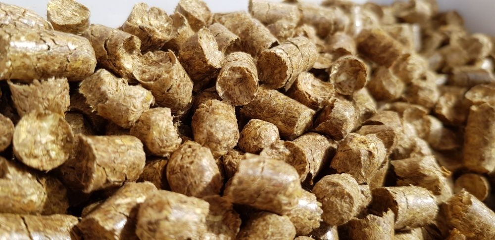 Pellet ze słomy dla koni / ściółka dla koni / dostawa GRATIS !