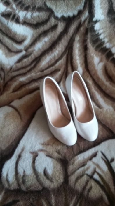 Свадебные туфли удобние
