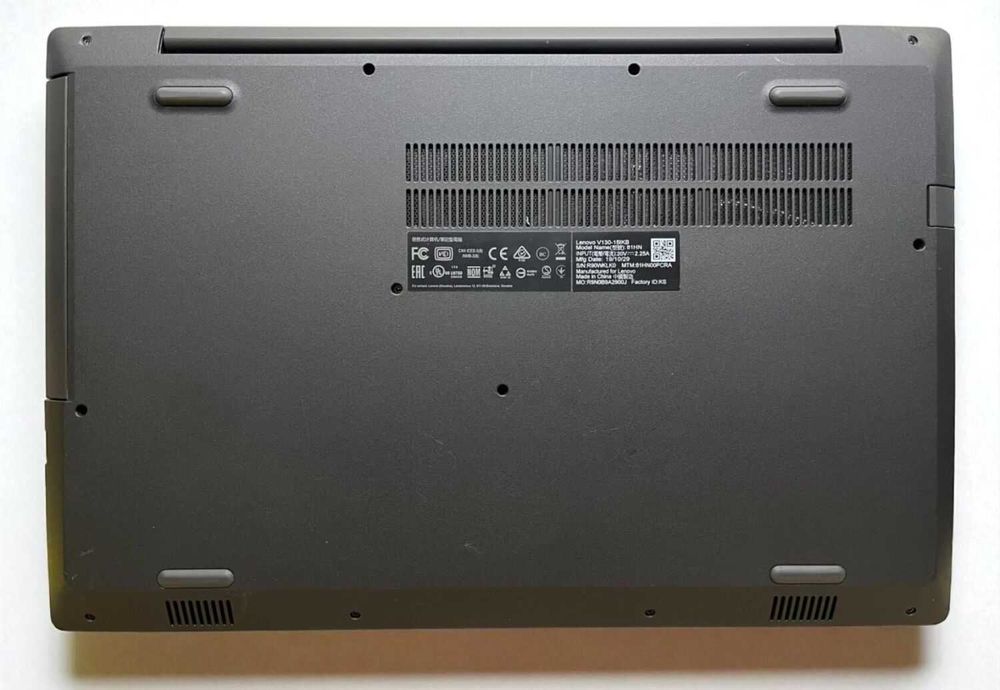 Ультрабук Lenovo V130-15IKB/15.6'/Core i3/8GB DDR4/256GB SSD/HD 620