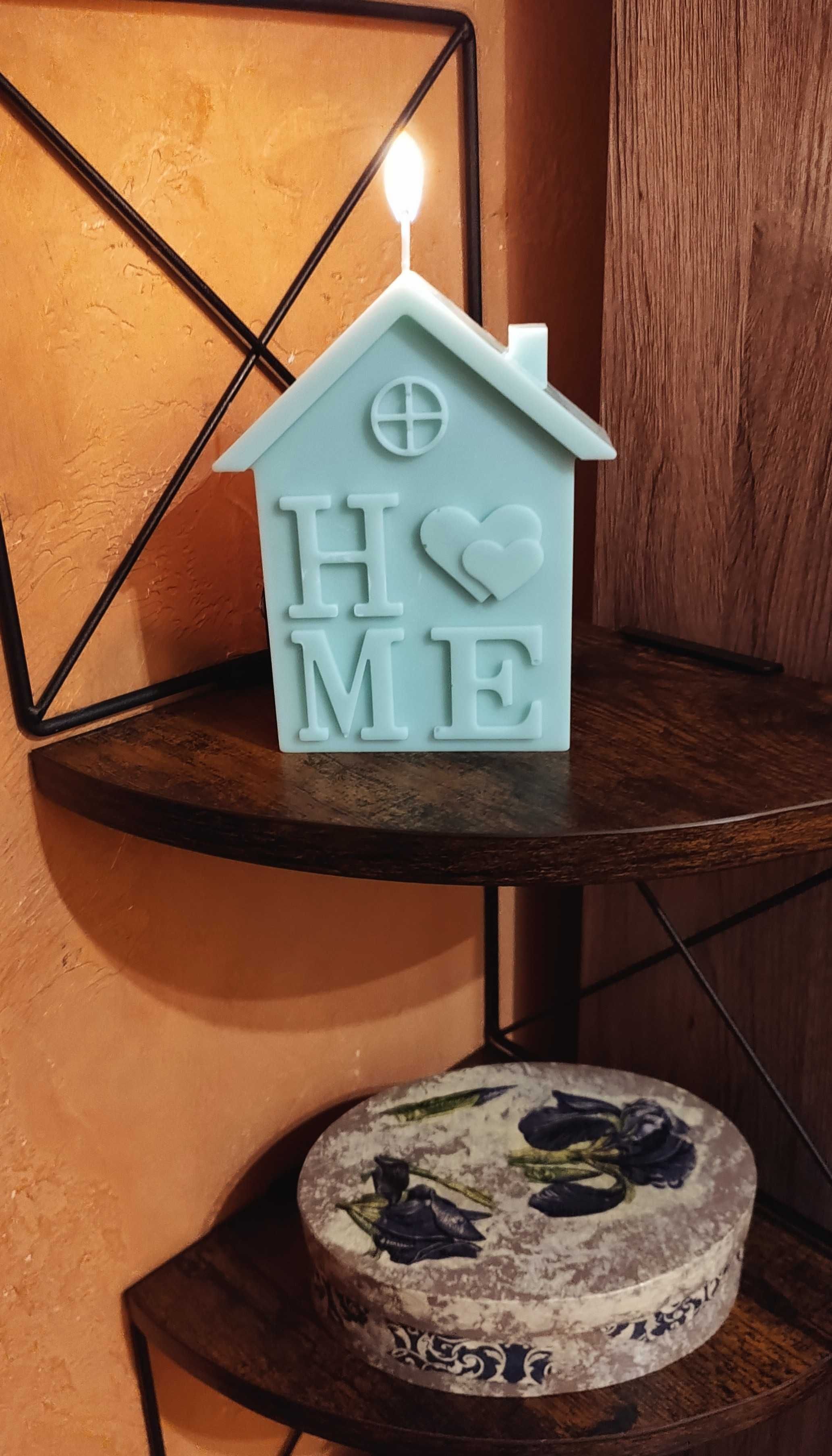 Świeca sojowa cynamonowa handmade dom zima wolnostojąca