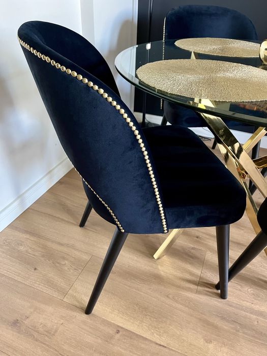 Czarne krzesła do salonu glamour 4 szt.