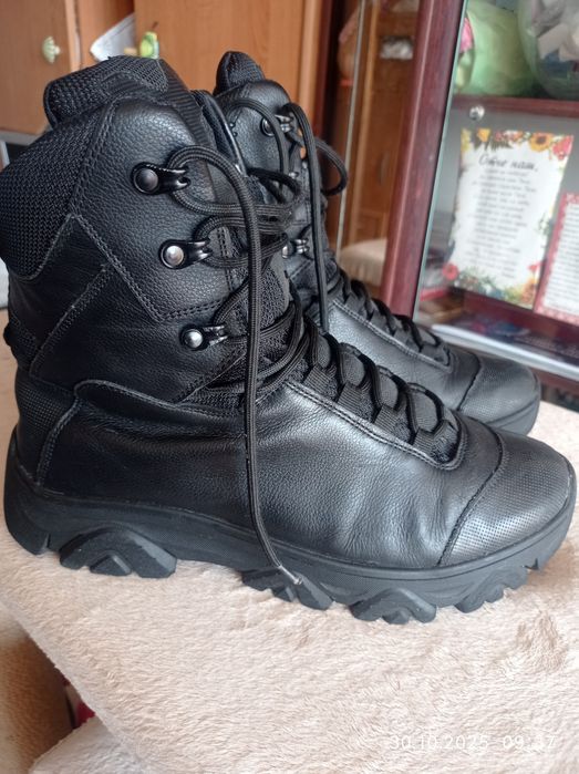 Mida Зимові чоботи черевики ботінки 42р