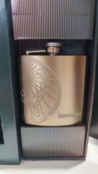 Piersiówka Jagermeister