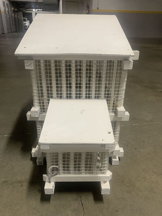 Gaiola arteaanal de madeira