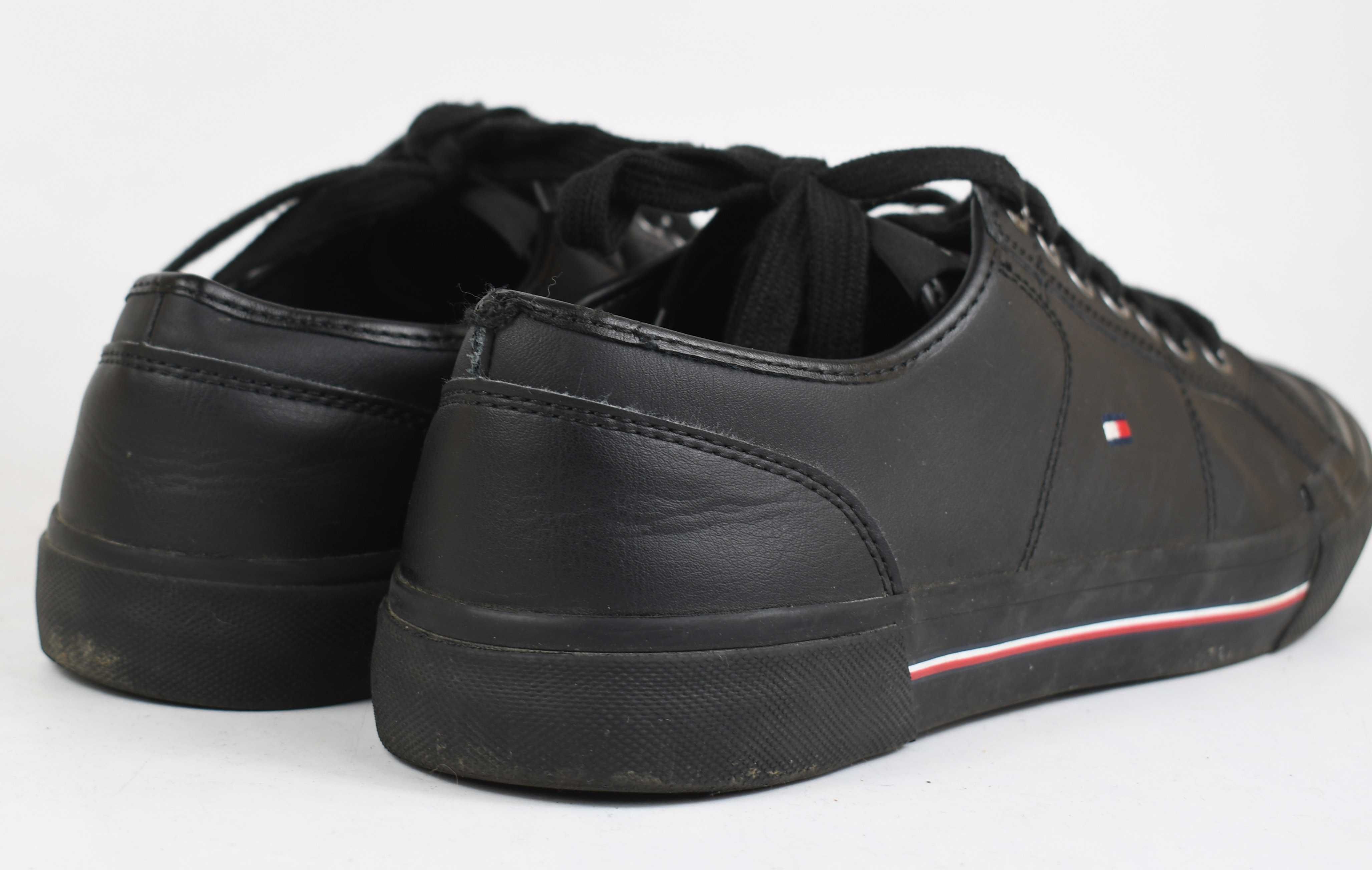 Używane Tommy Hilfiger Core CORPORATE Vulc rozmiar 42