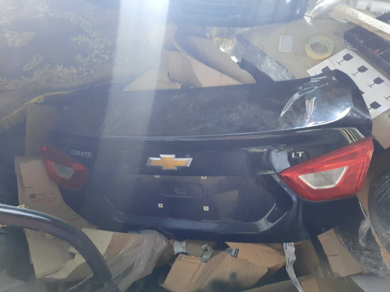 Круз крышка багажника ляда Chevrolet Cruze J400 разборка фонарь