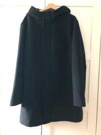 Wełniany czarny płaszcz premium Reserved