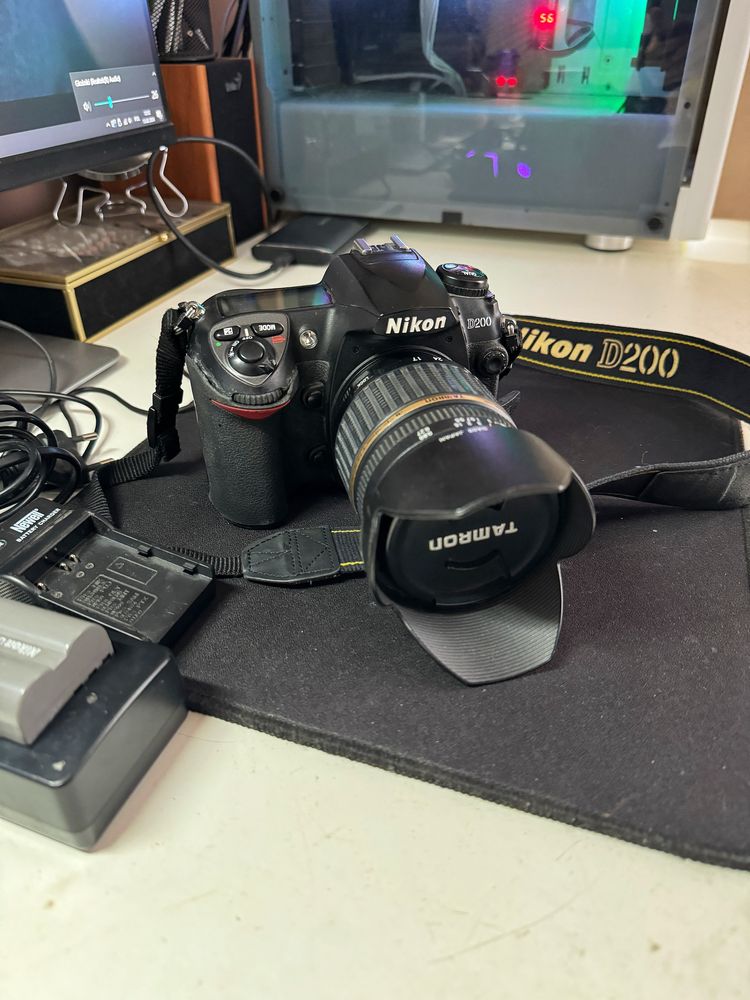 Nikon D200 + Tamron 17-50mm 1:2.8