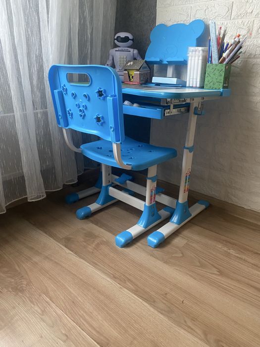 Парта стілець письмовий стіл
