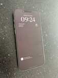 iPhone 16 pro max nowy z stłuczoną szybką