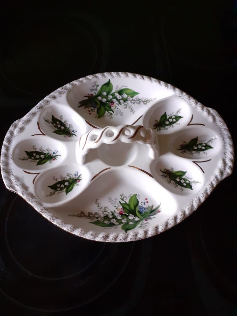 Patera na jajka i zakąski Royal