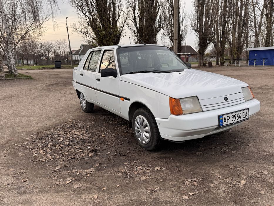 Продам Авто Славута Люкс