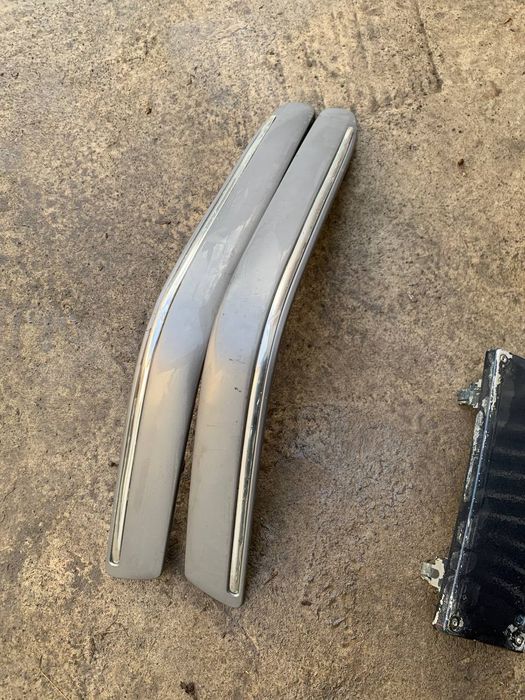 Накладки на бампер w210 e220подіум під номер