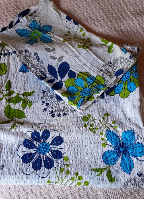 Capa de edredão com duas almofadas,  tamanho 240 x 220 cm