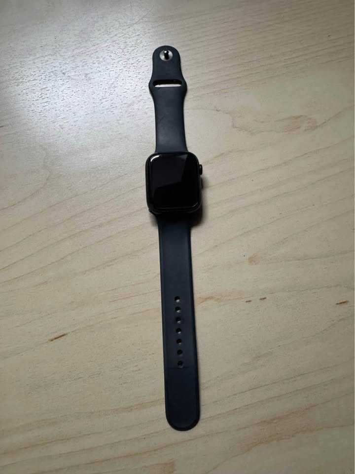 Apple Watch Series 8 (GPS + Cellular) 45 mm