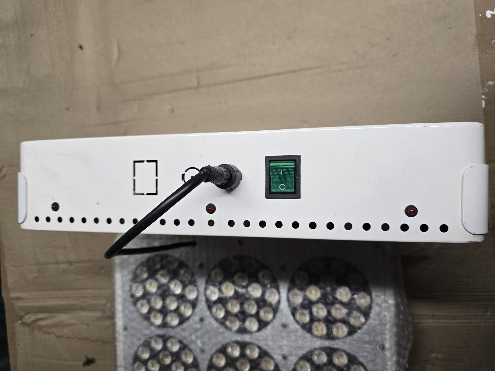 Lampa do uprawy roślin uv led APO 6 270W