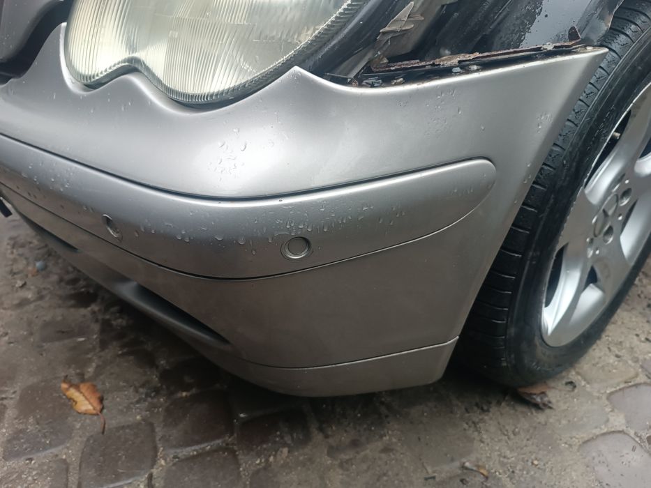 Бампер передній Мерседес w203 Mercedes w203