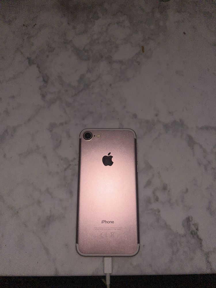 iphone 7 stan zadowalajacy