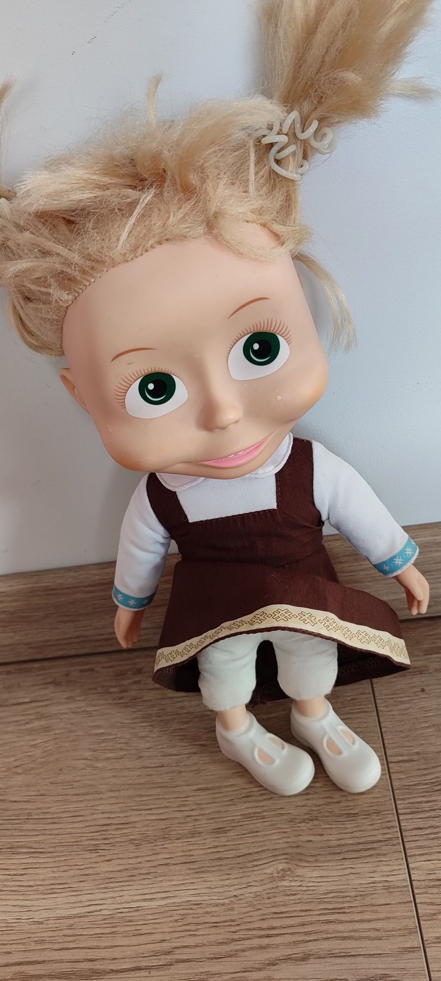 Śpiewająca lalka SIMBA Masza ok. 35 cm