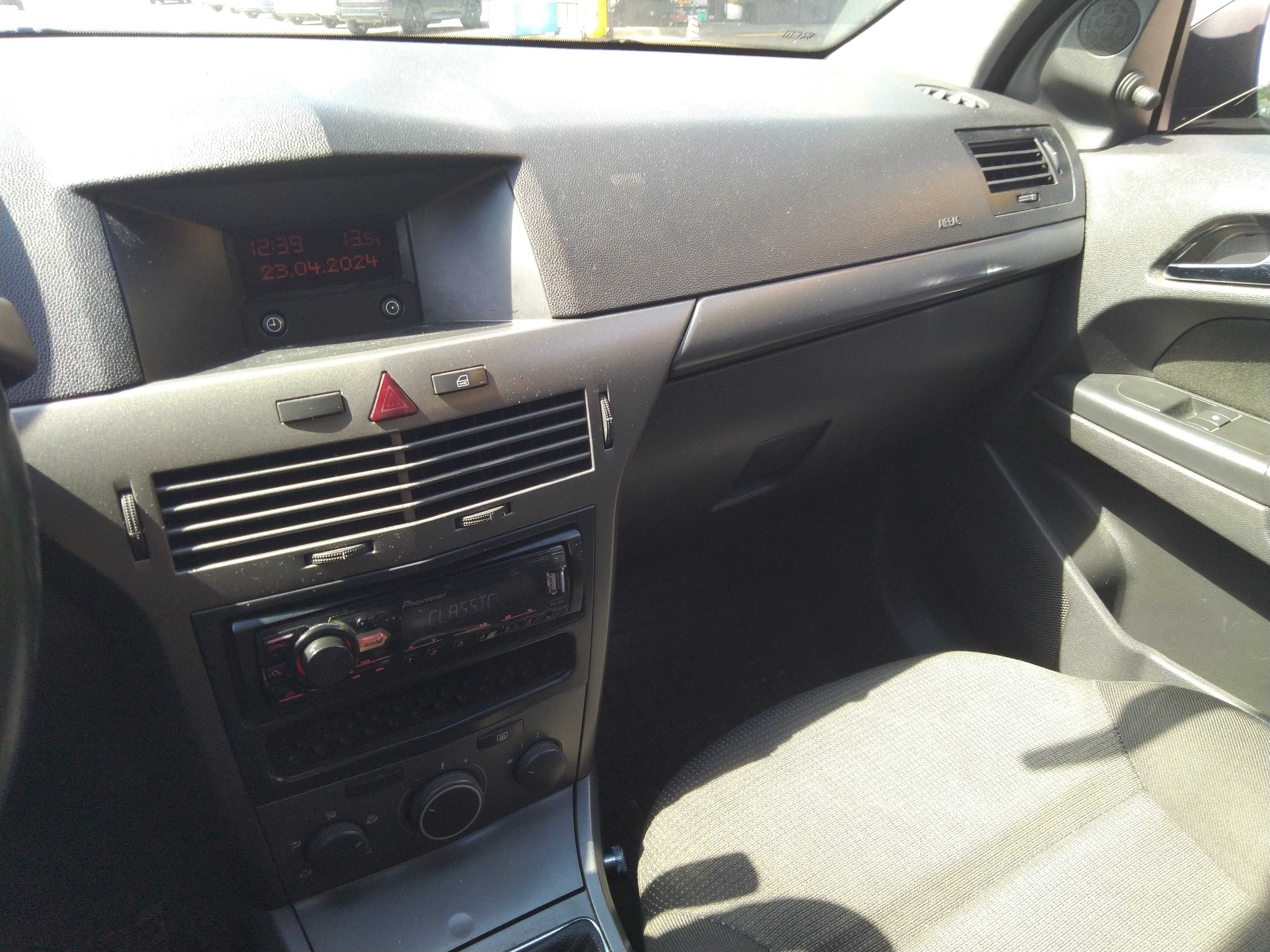 Opel Astra H 2005