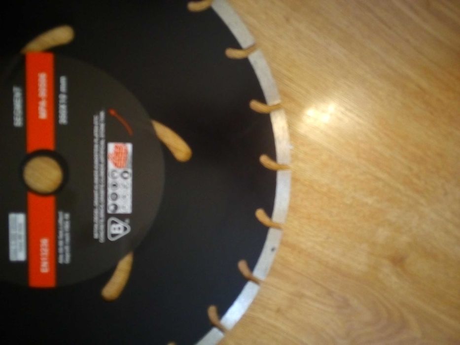 tarcza diamentowa 350 /25,4 mm