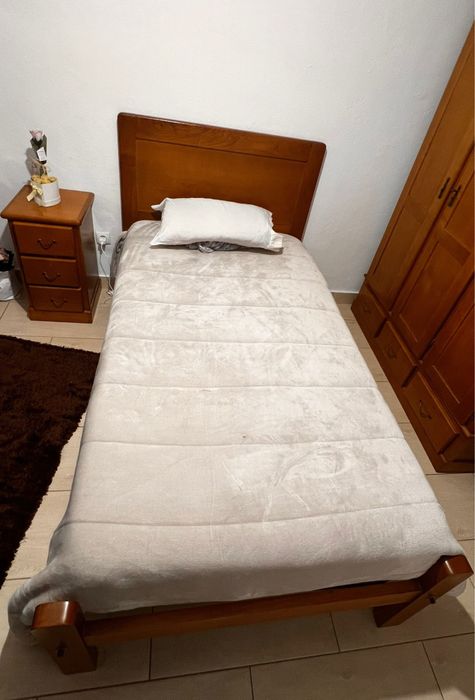 Vendo quarto solteiro