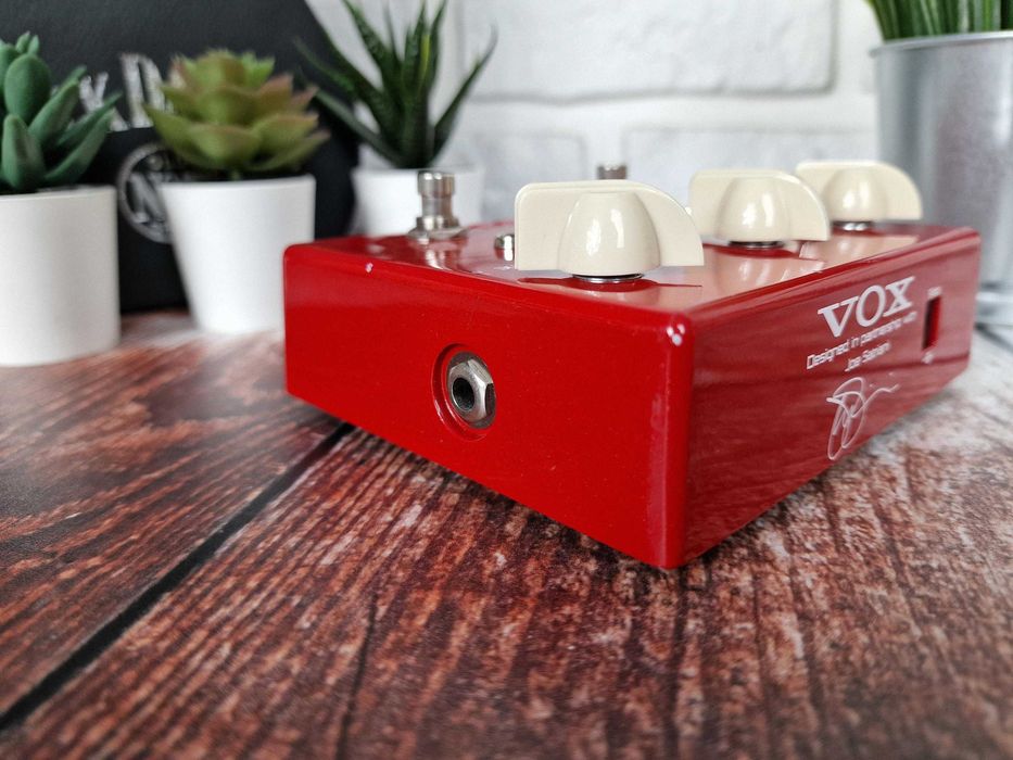 Vox Satchurator - Distortion, sygnatura Joe Satrianiego!