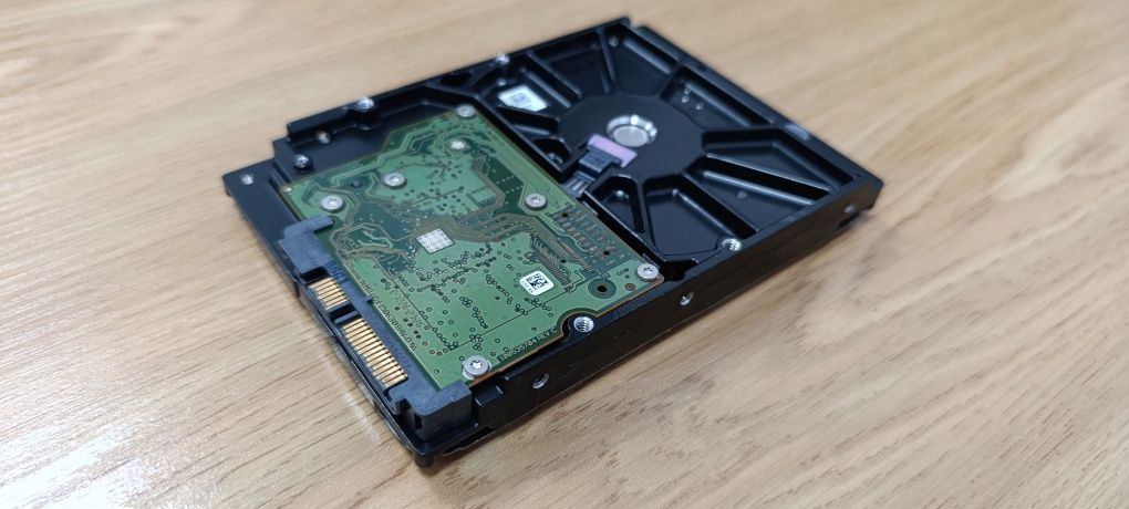Жесткий диск Seagate Desktop HDD 500GB 7200 ST500DM002 3.5 SATA III
