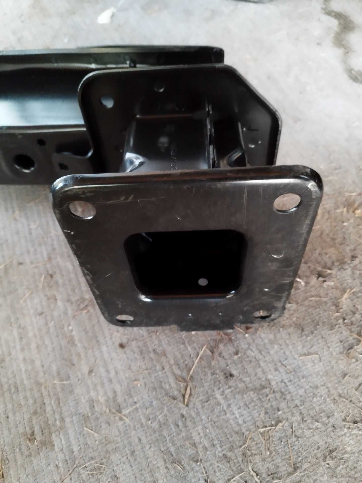 Wzmocnienie pasa przedniego Ford Transit  CONNECT 02-13 nowe