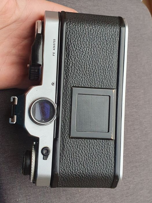Aparat Nikon FE, ładny