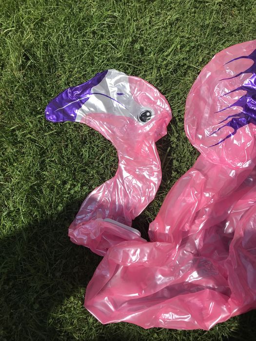 Boia/insuflavel em forma de flamingo
