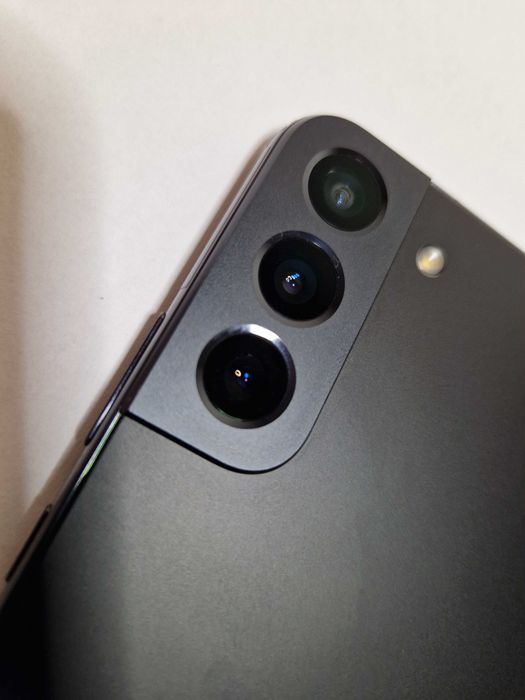 SAMSUNG Galaxy S22+ 8/128GB 5G 6.6" Czarny Nowy