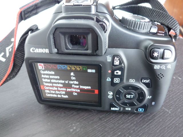Canon 1100D + EF-S 18-55 III