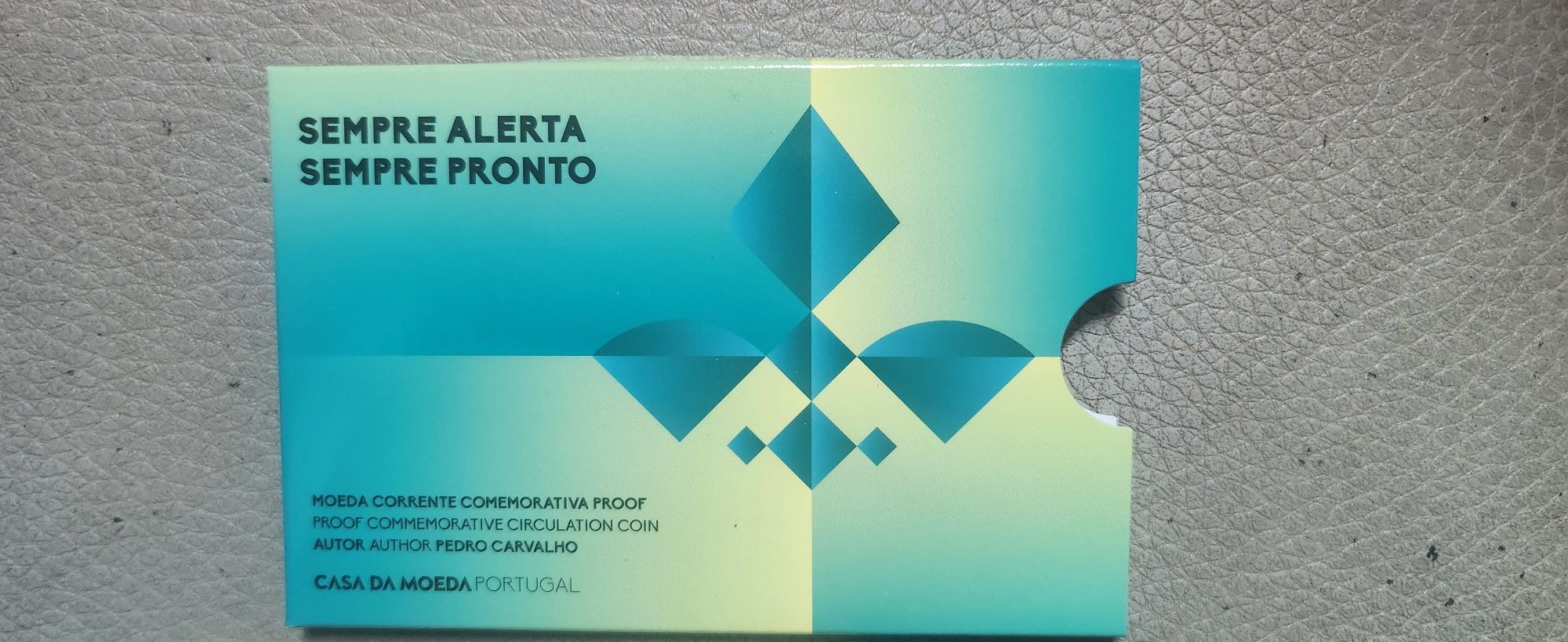 Moeda 2€ proof 2025 comemorativa,  alusiva ao movimento escoteiro.