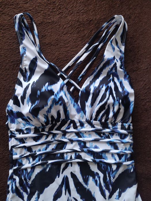 Strój kąpielowy jednoczęściowy